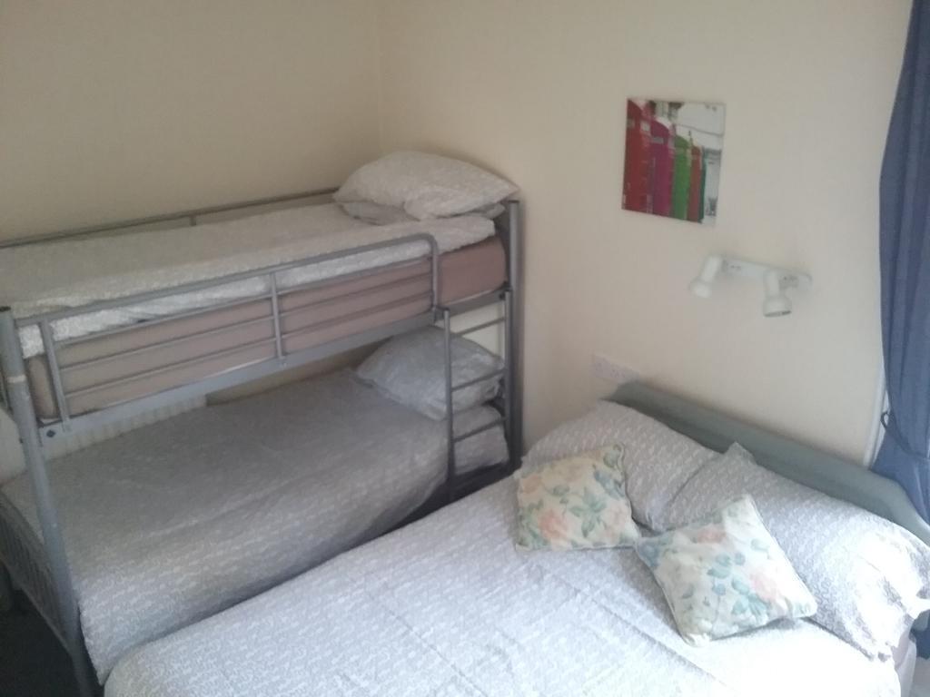Somerville Hotel Blackpool Bagian luar foto